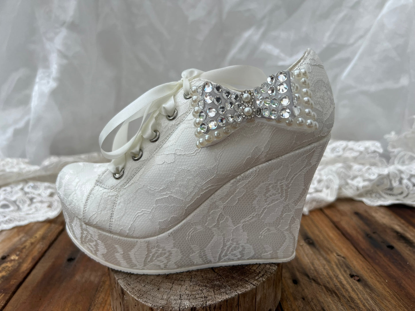 Zapatos De Novia Con Moño Brillante