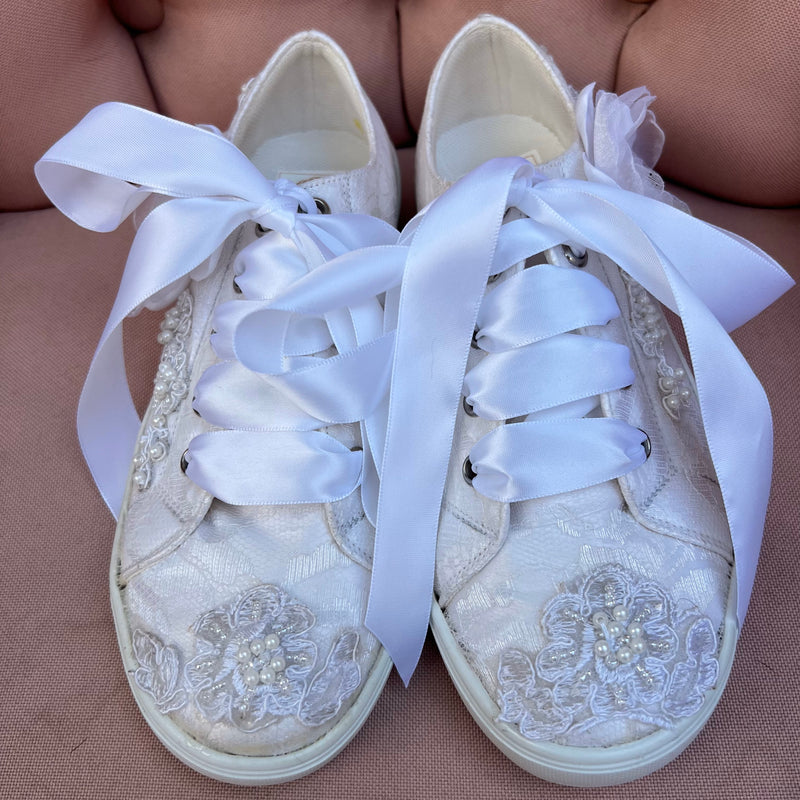 Zapatos tenis de encaje para primera comunion o boda