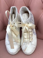 Tennis shoes for bride, fifteen years or first communion