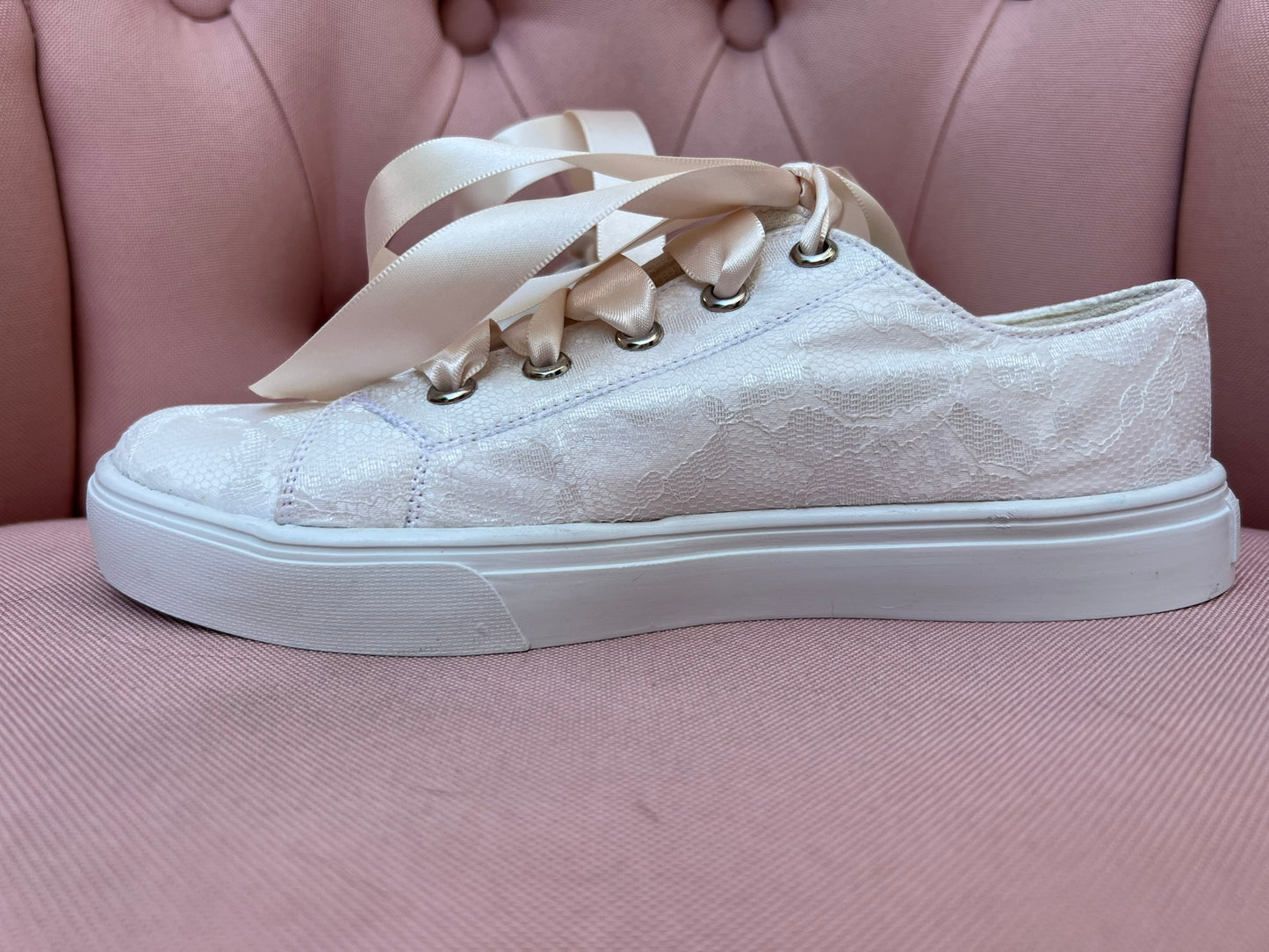 Zapato tenis de primera comunion o zapato para boda, novia, quinceañera en encaje